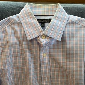 Banana Repub Non-Iron Tailored w/ Blue Red Squares